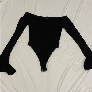 OFF THE SHOULDER BODYSUIT